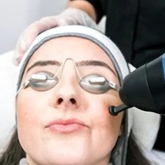 Laser skin treatment at Dr. Vivek Gupta's Clinic, Lucknow
